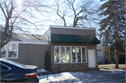 708 WINNEBAGO ST 708 WINNEBAGO ST, a Commercial Vernacular small retail building, built in La Crosse, Wisconsin in .