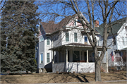 1925 MAIN ST 1925 MAIN ST, a Queen Anne house, built in La Crosse, Wisconsin in .