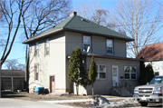716 S 14TH ST, a American Foursquare house, built in La Crosse, Wisconsin in .