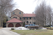3580 N Lake Dr, a Spanish/Mediterranean Styles house, built in Shorewood, Wisconsin in 1923.