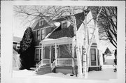 711 N 8TH ST, a Queen Anne house, built in Manitowoc, Wisconsin in 1889.