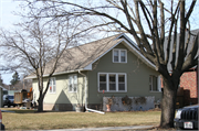 647 N 22ND ST, a Bungalow house, built in La Crosse, Wisconsin in .