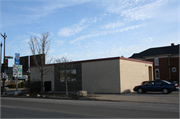 600 4TH ST S, a Contemporary small office building, built in La Crosse, Wisconsin in 1957.