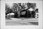 1215 S 8TH ST, a Gabled Ell house, built in Manitowoc, Wisconsin in 1866.