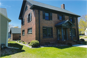 822 3RD AVE, a Colonial Revival/Georgian Revival house, built in Eau Claire, Wisconsin in 1930.