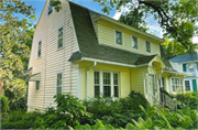 2124 CHAMBERLAIN AVE 2124 CHAMBERLAIN AVE, a Dutch Colonial Revival house, built in Madison, Wisconsin in 1923.