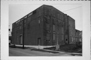1819 S 9TH ST, a Commercial Vernacular industrial building, built in Manitowoc, Wisconsin in 1921.