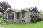 207 S ASHLAND AVE 207 S ASHLAND AVE, a Bungalow house, built in Green Bay, Wisconsin in 1921.
