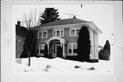 856 N 13TH ST 856 N 13TH ST, a Colonial Revival/Georgian Revival house, built in Manitowoc, Wisconsin in 1932.