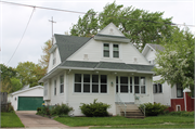 719 N MAPLE AVE 719 N MAPLE AVE, a Front Gabled house, built in Green Bay, Wisconsin in 1916.