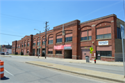 1400-1426 W NATIONAL AVE, a Twentieth Century Commercial industrial building, built in Milwaukee, Wisconsin in 1909.