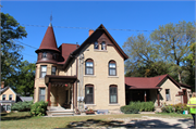 504 E Main St, a Queen Anne house, built in Palmyra, Wisconsin in .