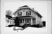 924 LINCOLN BLVD 924 LINCOLN BLVD, a Front Gabled house, built in Manitowoc, Wisconsin in 1917.