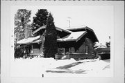 610 PARK ST, a Craftsman house, built in Manitowoc, Wisconsin in 1915.