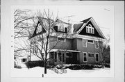 709 ST CLAIR ST, a Queen Anne house, built in Manitowoc, Wisconsin in 1891.