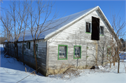 1907 Hawkinson Rd, a Astylistic Utilitarian Building Agricultural - outbuilding, built in Dunn, Wisconsin in 1940.