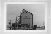 131 JACKSON ST, a Astylistic Utilitarian Building grain elevator, built in Valders, Wisconsin in .