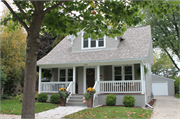 934 S CLAY ST, a Bungalow house, built in Green Bay, Wisconsin in 1905.