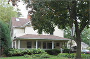 1013 S CLAY ST, a Queen Anne house, built in Green Bay, Wisconsin in 1902.