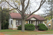 219 N BAIRD ST 219 N BAIRD ST, a Bungalow house, built in Green Bay, Wisconsin in 1933.