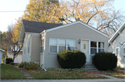 425 CAMBRIDGE ST 425 CAMBRIDGE ST, a Bungalow house, built in Green Bay, Wisconsin in 1921.
