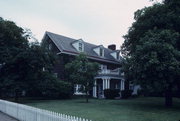 604 FRANKLIN ST, a Colonial Revival/Georgian Revival house, built in Wausau, Wisconsin in 1920.