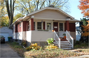1031 DIVISION ST 1031 DIVISION ST, a Bungalow house, built in Green Bay, Wisconsin in .