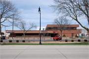 400 BROAD ST, a Contemporary bank/financial institution, built in Beloit, Wisconsin in 1979.
