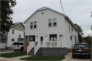 1331-1333 DOTY ST, a Front Gabled duplex/two-flat, built in Green Bay, Wisconsin in .