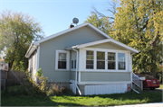 1020 EASTMAN AVE, a Front Gabled house, built in Green Bay, Wisconsin in 1928.