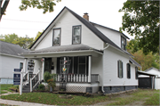 518 GOODELL ST, a Front Gabled house, built in Green Bay, Wisconsin in 1900.