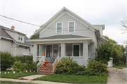 921 S IRWIN AVE, a Front Gabled house, built in Green Bay, Wisconsin in 1923.