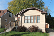 322 12TH AVE 322 12TH AVE, a Bungalow house, built in Green Bay, Wisconsin in .