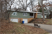 6004 RIDGEWOOD AVE, a Ranch house, built in Monona, Wisconsin in 1951.