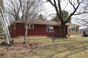 5708 BRIDGE RD, a Ranch house, built in Monona, Wisconsin in 1954.