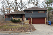 6107 MIDWOOD AVE, a Ranch house, built in Monona, Wisconsin in 1956.