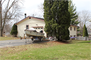 6113 MIDWOOD AVE, a Ranch house, built in Monona, Wisconsin in 1966.