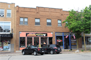 146 - 152 N Main St, a Commercial Vernacular retail building, built in West Bend, Wisconsin in 1881.