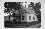 828 N 2ND AVE 828 N 2ND AVE, a Front Gabled house, built in Wausau, Wisconsin in 1903.