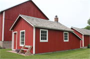 425 E FAIRVIEW DR, a Astylistic Utilitarian Building outbuildings, built in New London, Wisconsin in 2000.