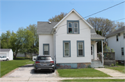 425 N 7TH ST 425 N 7TH ST, a Front Gabled house, built in Manitowoc, Wisconsin in 1892.