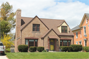 532 N 8TH ST 532 N 8TH ST, a English Revival Styles house, built in Manitowoc, Wisconsin in 1942.