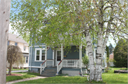 711 N 8TH ST, a Queen Anne house, built in Manitowoc, Wisconsin in 1889.