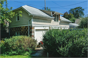 942 E SYLVAN AVE, a Queen Anne house, built in Whitefish Bay, Wisconsin in 1893.