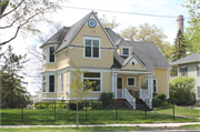 1407 MICHIGAN AVE, a Queen Anne house, built in Manitowoc, Wisconsin in 1898.