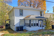 1009 S 4TH ST 1009 S 4TH ST, a Two Story Cube house, built in Stoughton, Wisconsin in .