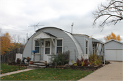 905 12TH AVE, a Quonset house, built in Green Bay, Wisconsin in 1946.