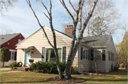 1108 Nicolet Ave 1108 Nicolet Ave, a Minimal Traditional house, built in Green Bay, Wisconsin in 1948.