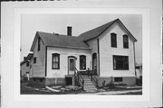 412 CARNEY AVE, a Gabled Ell house, built in Marinette, Wisconsin in .