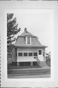 806 CARNEY AVE, a One Story Cube house, built in Marinette, Wisconsin in .